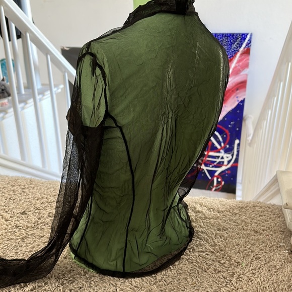 Black see-through with lace embroidery in the middle long-sleeved blouse - Picture 5 of 10